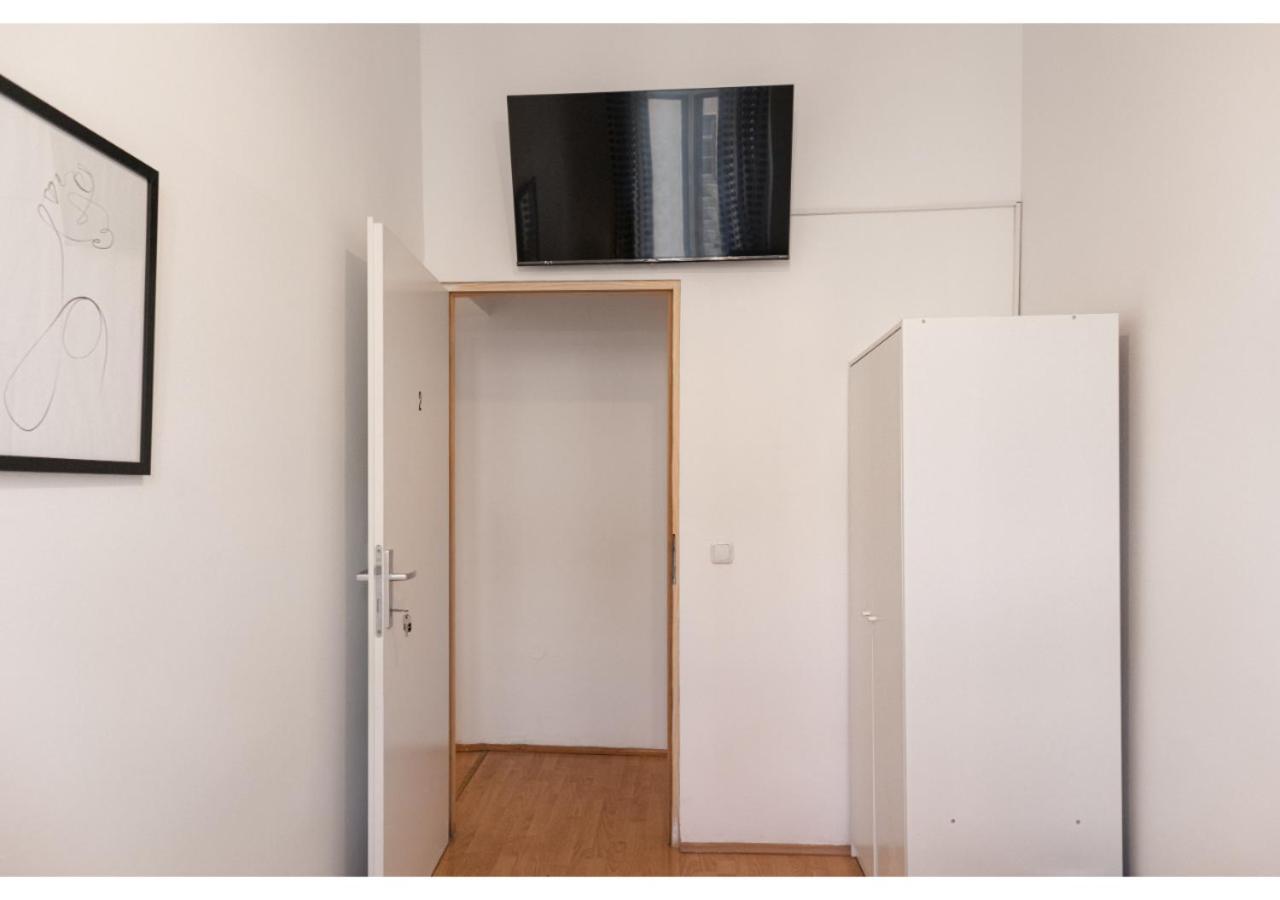 Viennese 3Br Shared Apt. Near Wiener Stadthalle & Central 아파트 외부 사진