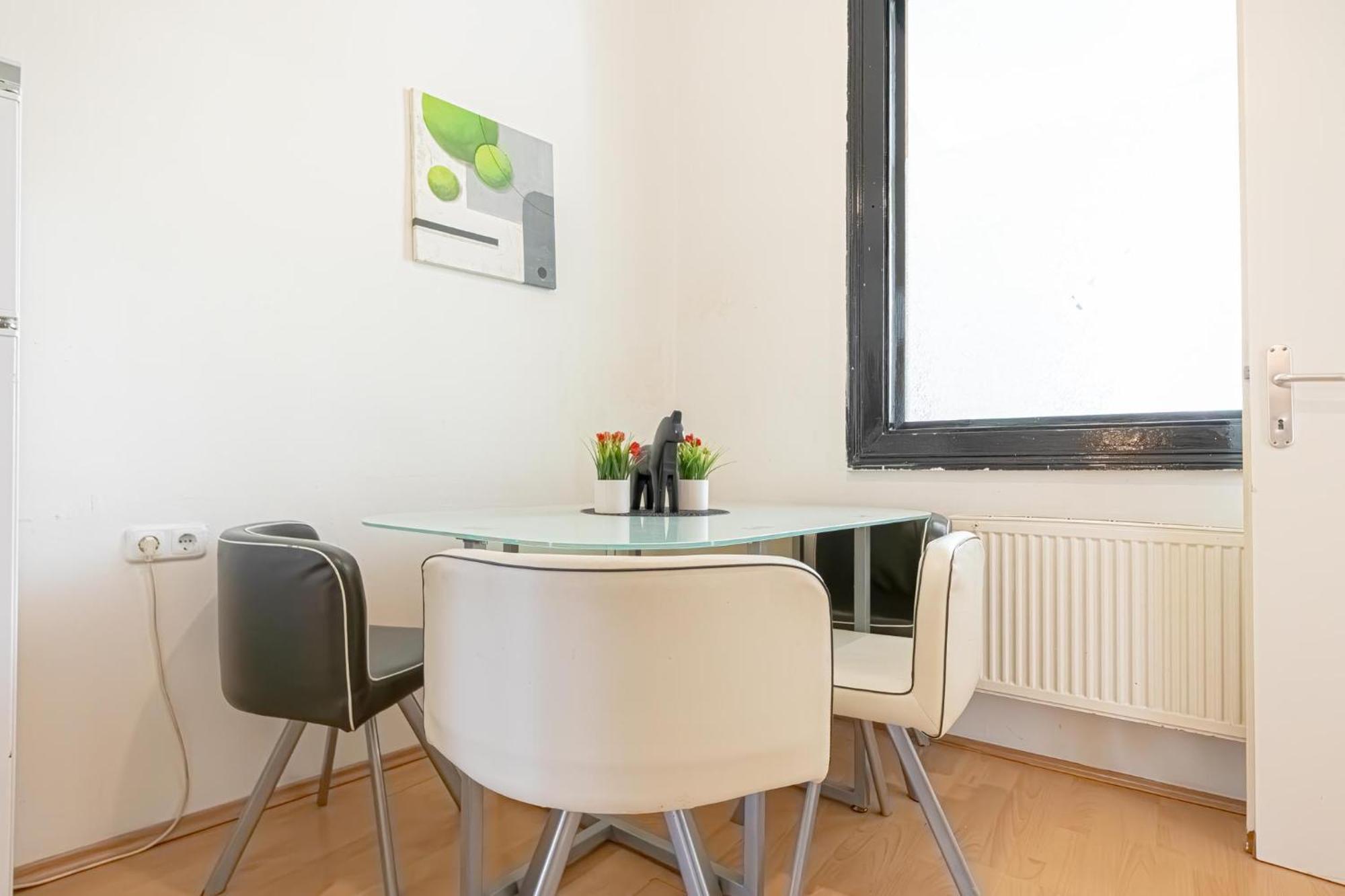 Sweet 3Br Shared Apt Near Wiener Stadthalle & Central 외부 사진